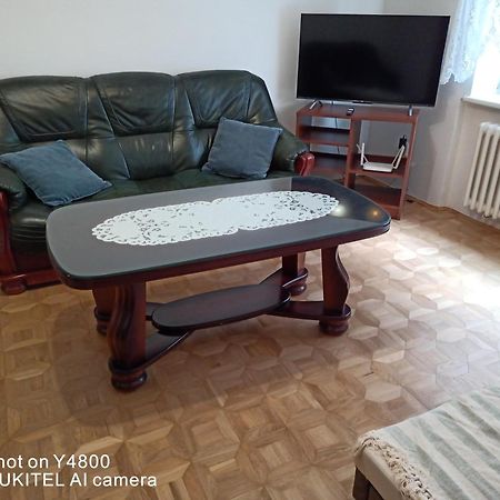 Byt - Apartman - Robotnicka Bratislava Buitenkant foto